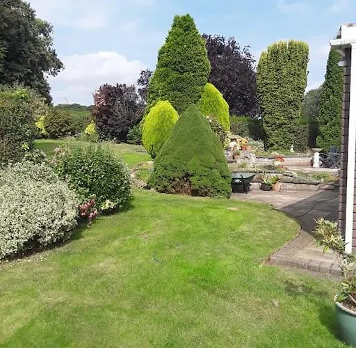 Woodside ..Peaceful 1 Bedroom Ground Floor Lodge